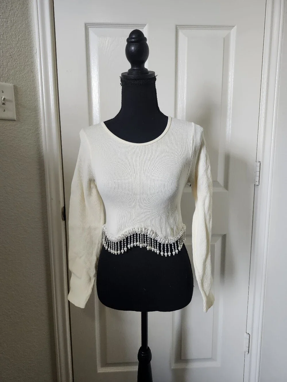 Zara Cream Ribbed Long-Sleeve Crop Top with Beaded Scallop Hem
